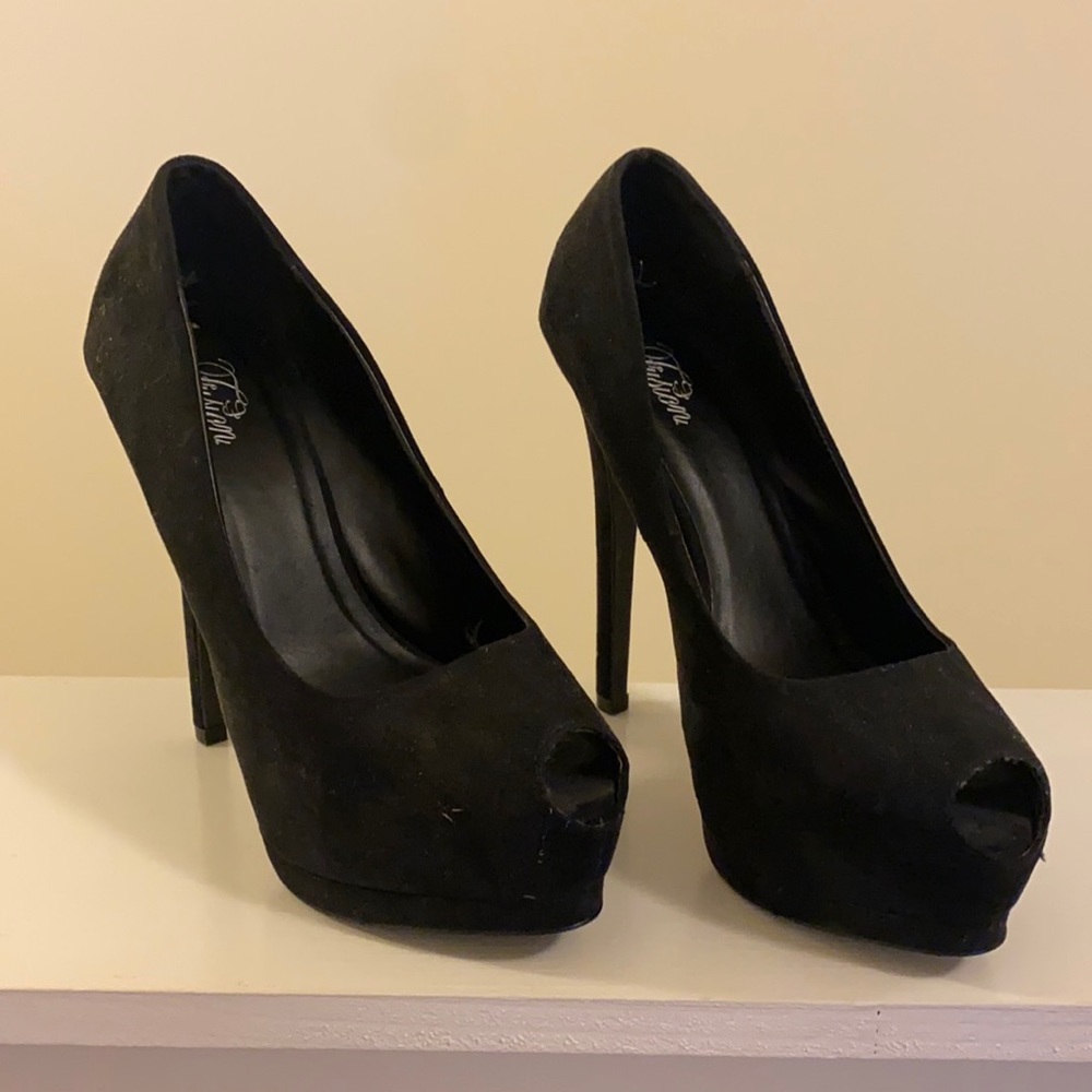 Black heels